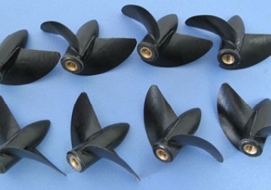 Śruba okrętowa 35x25mm lewa M4