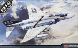 1:48 F-4J „VF-84 Jolly Rogers”